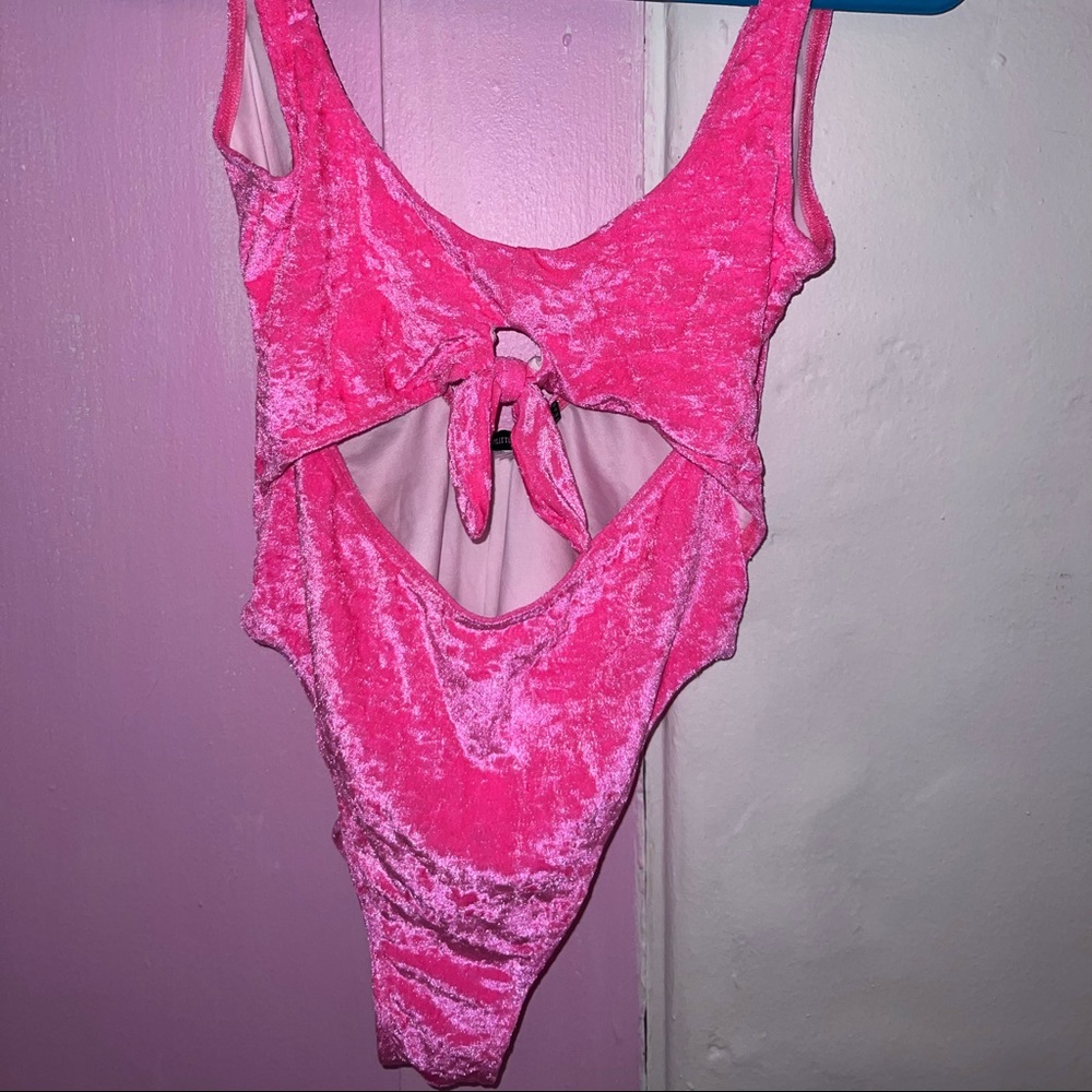 Once piece bathing suit